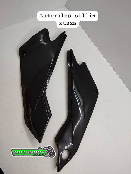 par tapas laterales del sillin xt225